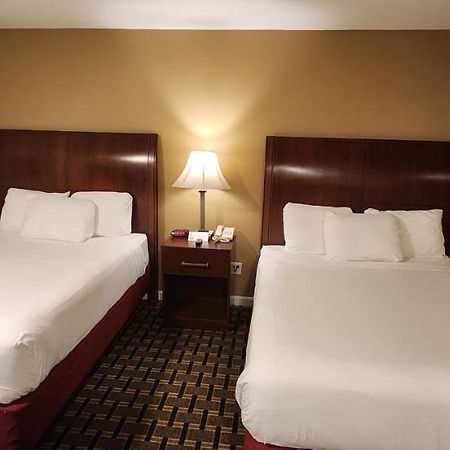 Nashoba Valley Inn & Suites Ayer Exteriör bild