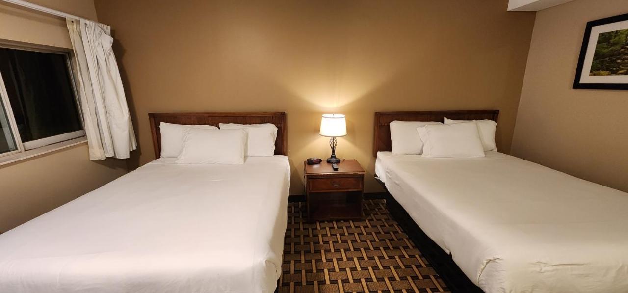 Nashoba Valley Inn & Suites Ayer Exteriör bild